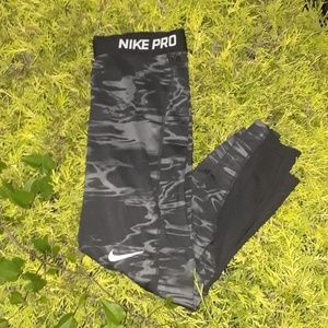 Nike pro leggings